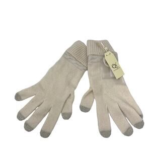 Qi Cashmere Cable Knit Gloves OS Soft Comfort Womens Cream